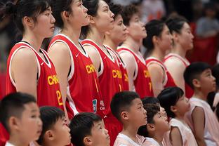 中国大妈在NBA的30年！在总决赛表演过 球迷为她疯狂！